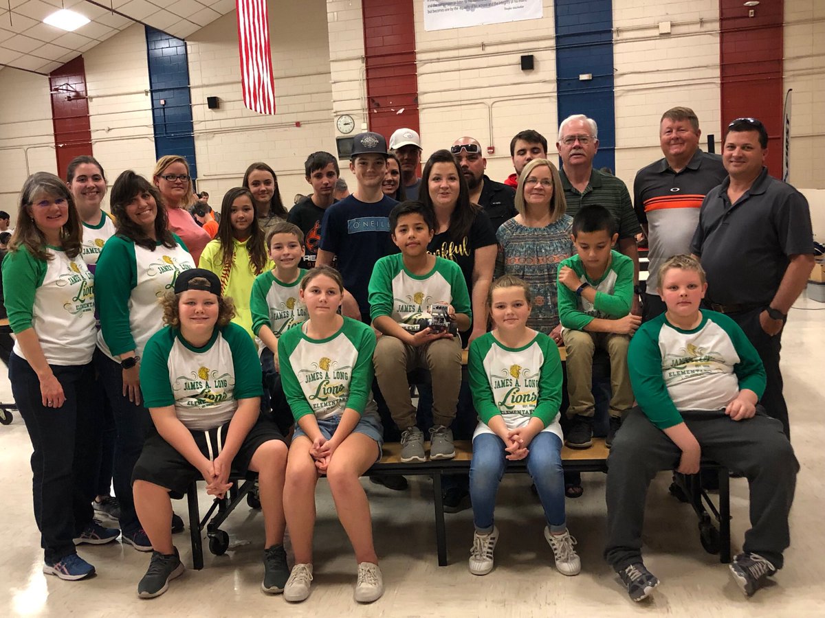 sgaboriau's tweet photo. Congratulations JAL rookie team Iron Lions @Putnam_Schools !!! Way to go!!!! #pcsdedtech https://t.co/fR0EjXtha7