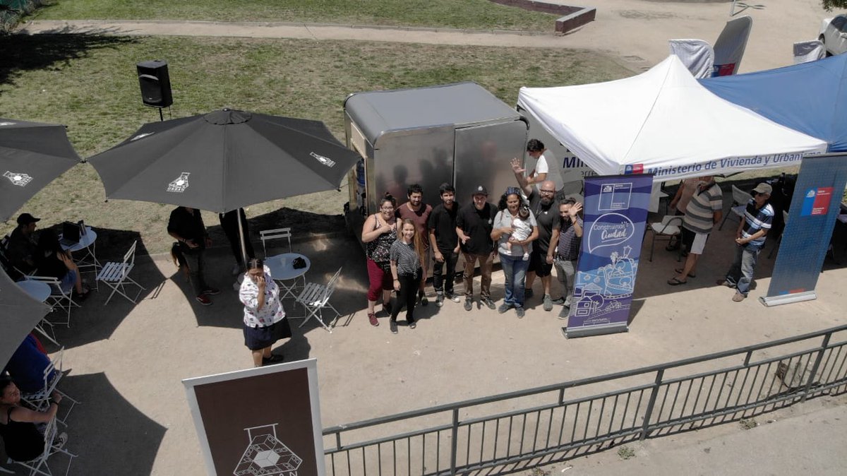 VictorSVenegas's tweet photo. Seguimos en #MartaBrunet conociendo la "Percepción del Espacio Público" de los vecinos de @BrunetPlan #PlanMaestroMartaBrunet @Minvu @ServiuRM @CedeusChile @IEU_T #urbanexperiment Trabajando en el co-diseño de nuestros planes maestros!!! https://t.co/njIEyy8a3T