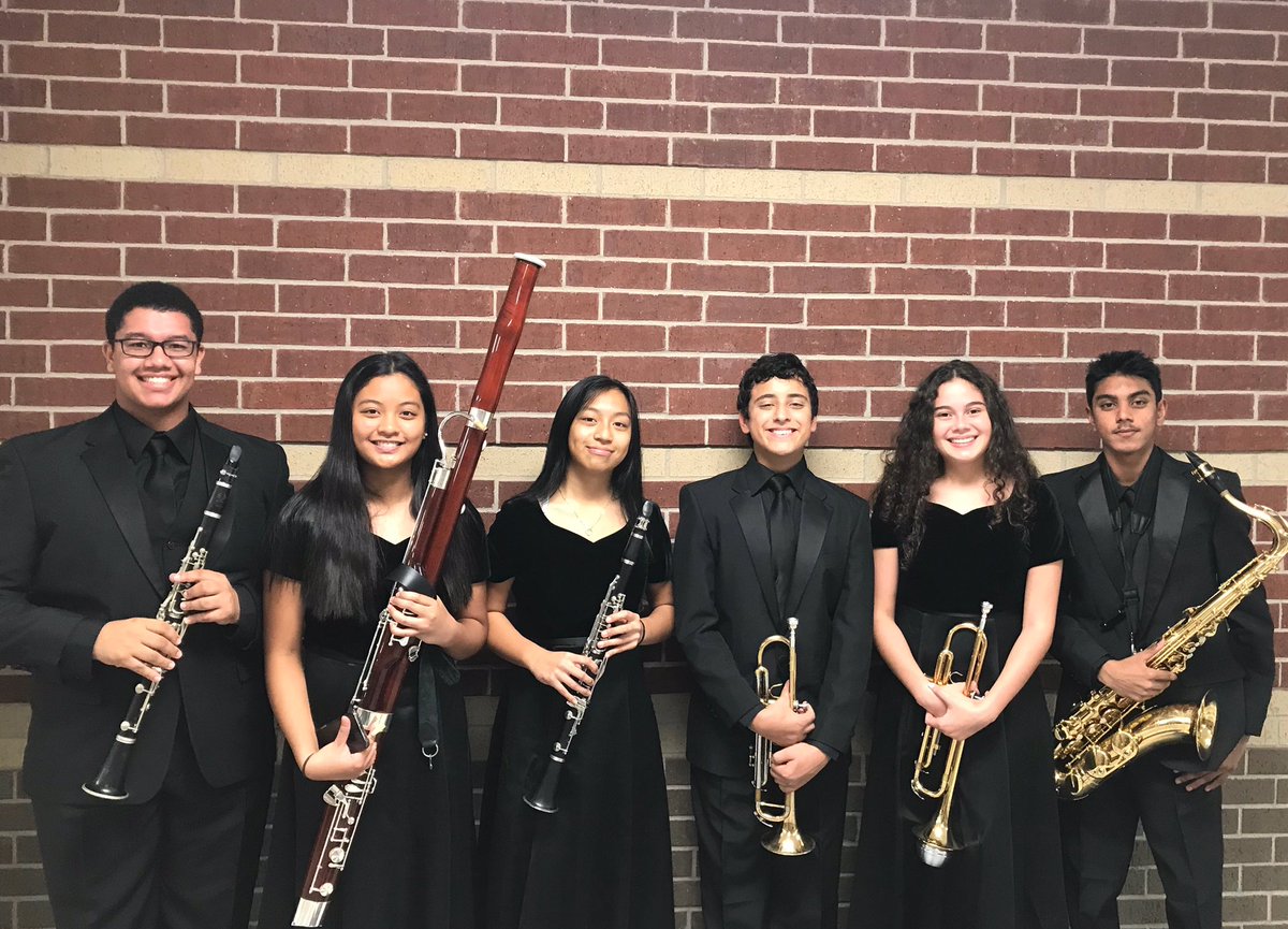 PaetowBands's tweet photo. So. Stinkinโ. Proud.
Shoutout to these musicians who represented @PaetowHS at the Region 23 Band Concert! #Paeday #HardWorkPaysOff #RegionBand #BlueAndBlackAcousticAttack https://t.co/8BAMfCSzp4