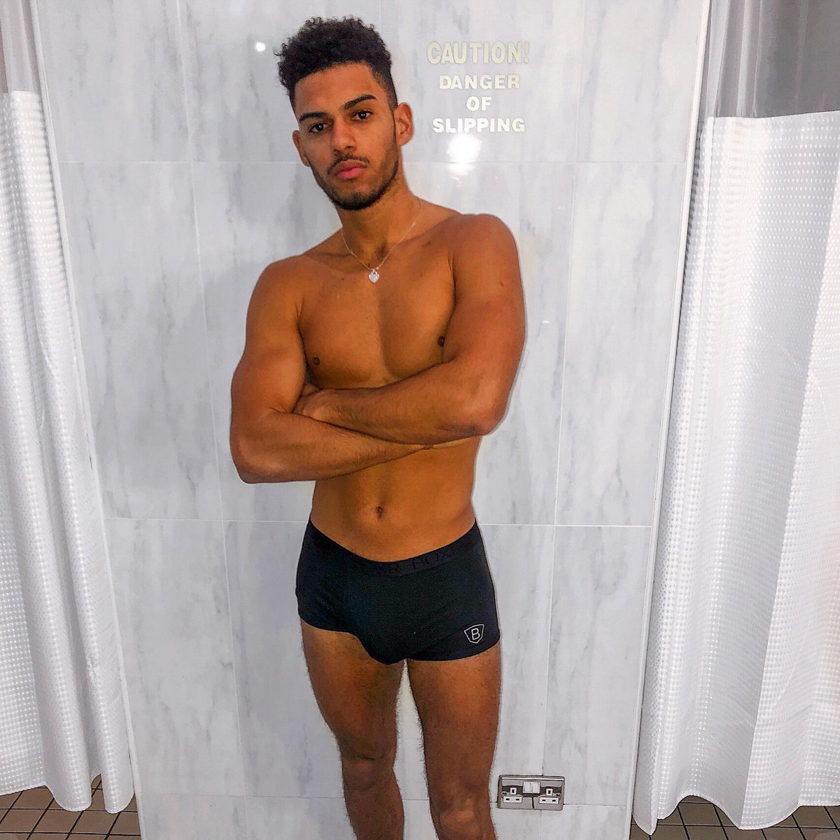 FitFamousMales's tweet photo. Dayum! @Jacksweekender is looking very hot in his @BOXR_BOX 😍🔥 https://t.co/Tbzj33rtQf