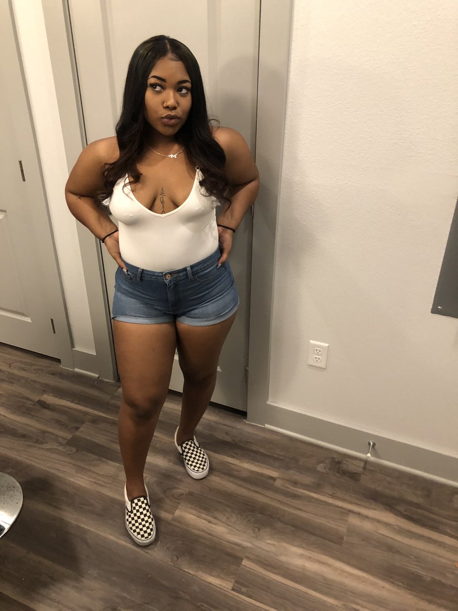 iiiajan's tweet photo. the juice ain’t worth the squeeze if it don’t look like this #VibesIsBack3 https://t.co/YKkWBTnwf6