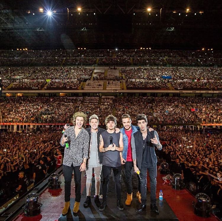 evrextended's tweet photo. #worldrecord1d
❗️⬇️❗️⬇️❗️⬇️❗️⬇️❗️⬇️❗️
https://t.co/Q9mZyRpywu https://t.co/wh7G0mE4IM
