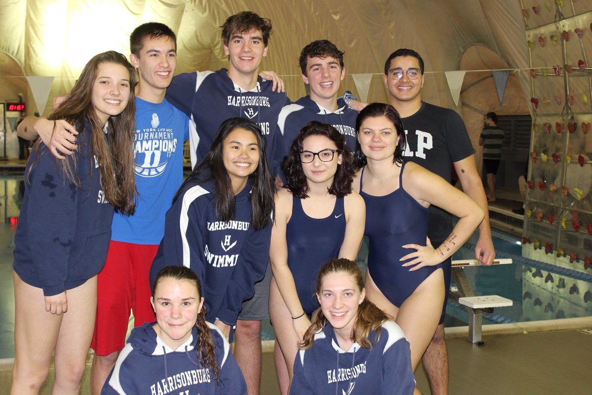 henderson_wise's tweet photo. Senior Day for HHS swimmers, #HCPS https://t.co/BzMqDQ9h6d
