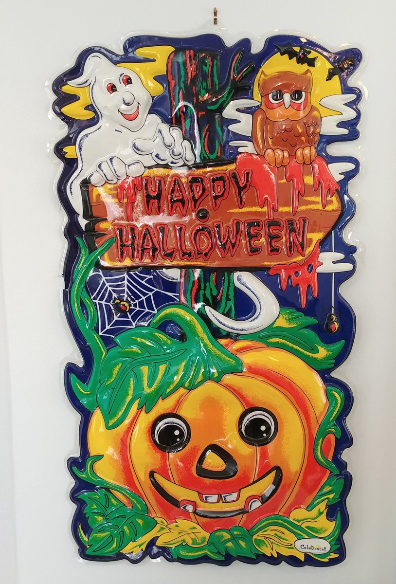 ClayAstroman's tweet photo. Shout-out to IG van_hollow_collections for the awesome new/old wall hanger! This thing is huge! ๐๐
#spooky #spookybasement #horror #halloween #halloscream #scream19 #pump #pumped #forcoolidiots #welcometomonsteropolis #the13creepsofchristmas #escapefromsideburnmountain https://t.co/9dEvMmBwnq
