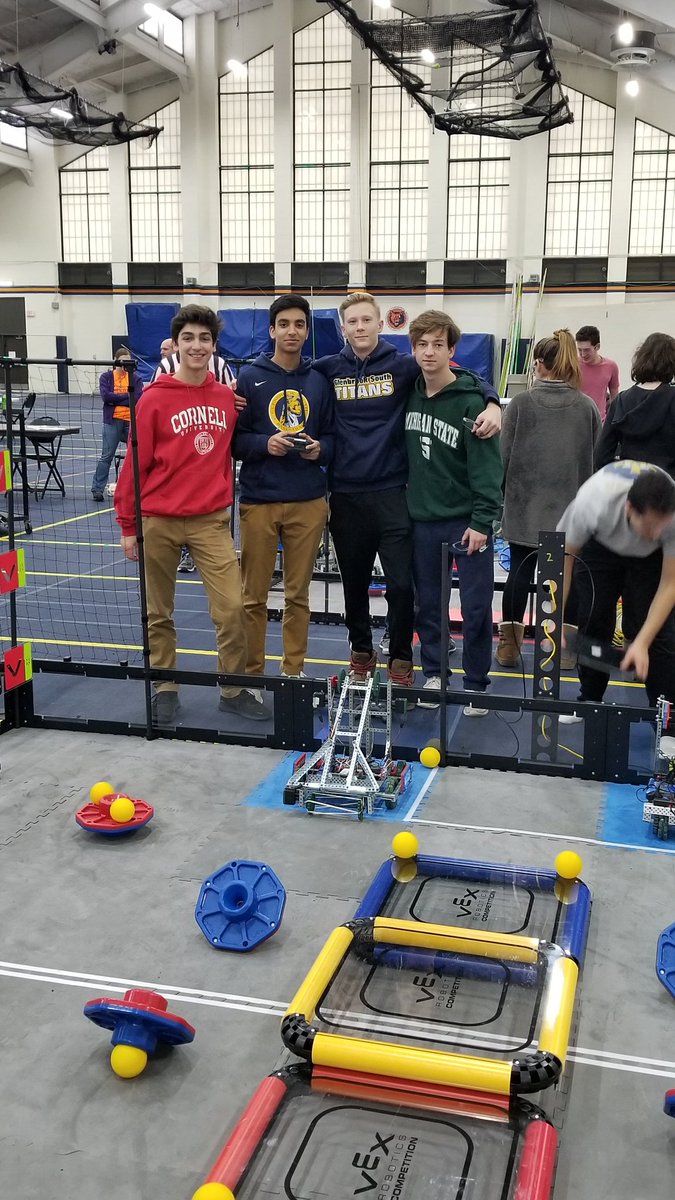 Justin_Zummo's tweet image. Faster than Light and Big Baller Bots are competing at Evanston HS today, GO TITANS! #GBSENGINEERING #GBSNOW #VEXROBOTICS