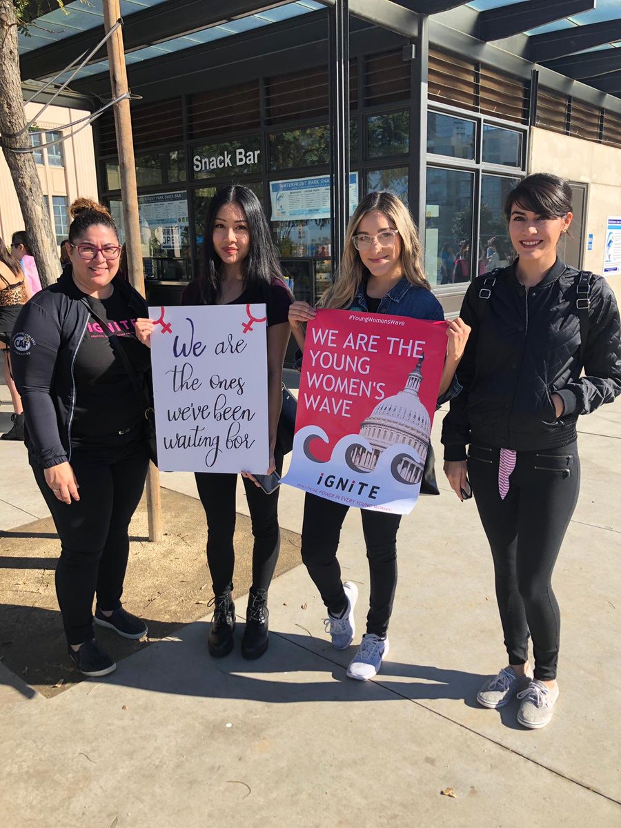 IGNITE_SDSU's tweet photo. What a great March! We are the young women’s wave 🌊#IGNITESDSU #IGNITENATION #DeclareYourAmbition https://t.co/FKJMla67Fm
