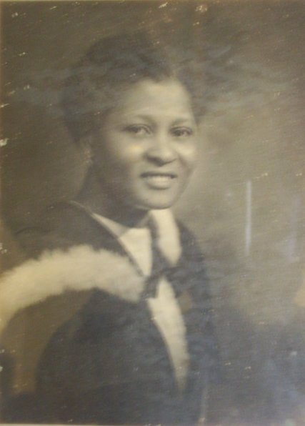 yhp_uk's tweet image. For our current @heritagelottery funded project we're researching women such as Matilda J Clerk (below) who studied medicine at the University of Edinburgh in the 1940s #hlfsupported @humanities_chi @hakimadi1 @amelimetre @RahMoreno_ @StephanieKeen_ @LameshaRuddock @freyalws