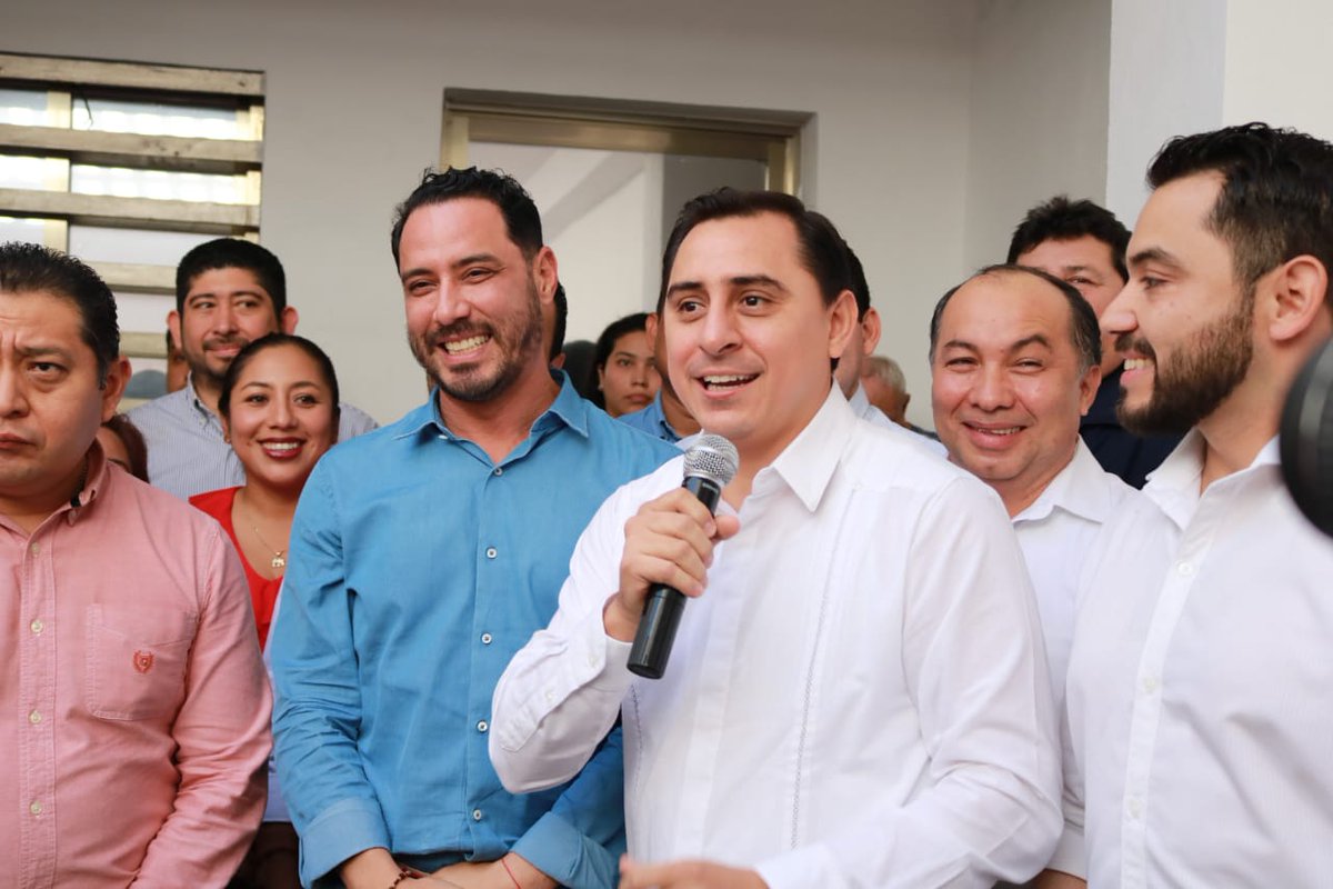 PanYucatan's tweet photo. Desde el PAN Yucatán felicitamos al Senador Raúl Paz por la inauguración de sus oficinas de enlace legislativo, ubicadas en la calle 41 #426 x 24 y 26, colonia Industrial de Mérida. 

¡Le deseamos el mayor de los éxitos! https://t.co/7W0crmIqcN