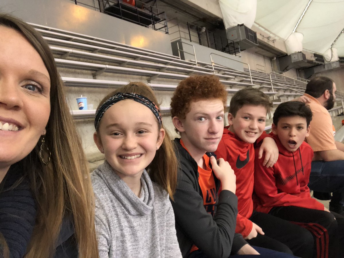 MaryFatica's tweet image. #CuseGameDay