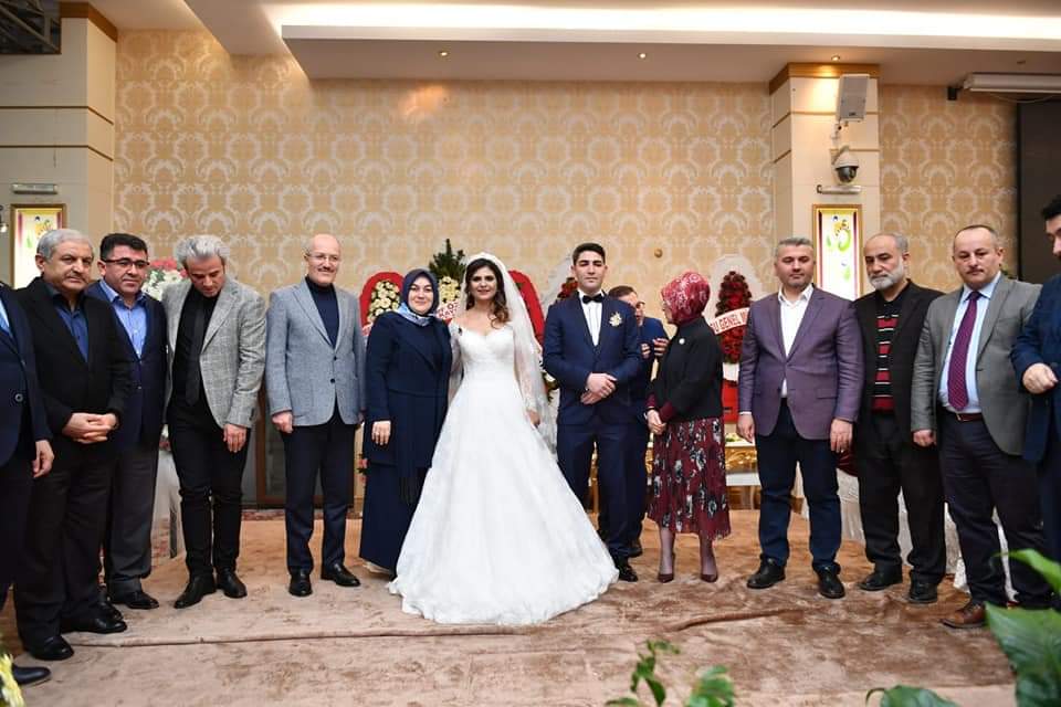 DidarKafaoglu's tweet photo. Merve Erciyas ile Yasin Çatal çiftinin düğün törenlerine katıldık. Genç çiftlere mutluluklar diliyoruz. https://t.co/w6dUHrZ1aJ