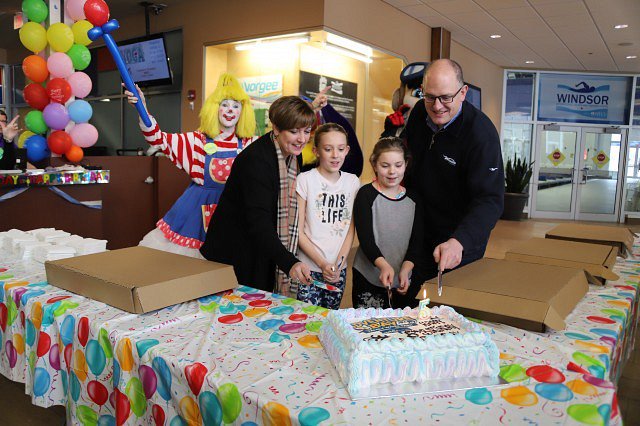 PHOTOS: Adventure Bay Cuts Cake For Their Fifth Birthday bit.ly/2R0W5BF #YQG https://t.co/eGu3aGAxFt
