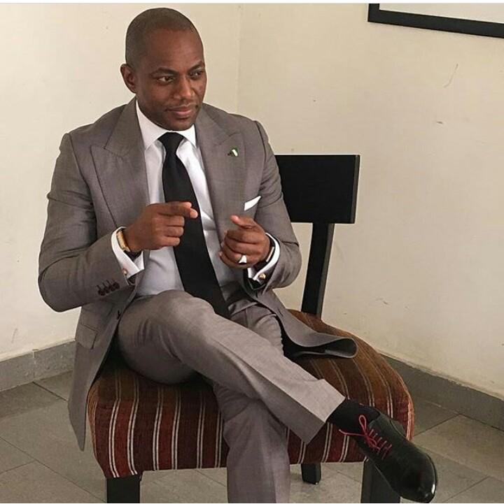 AbiaTeamfd's tweet photo. Regarding corruption. 
In the New Nigeria, it must be easy to catch a thief than stealing unlike the current situation where it is easier to steal than catching a thief.
#2019debate #FelaDurotoye
#PresidentialDebate https://t.co/RNRFQ8yOwU