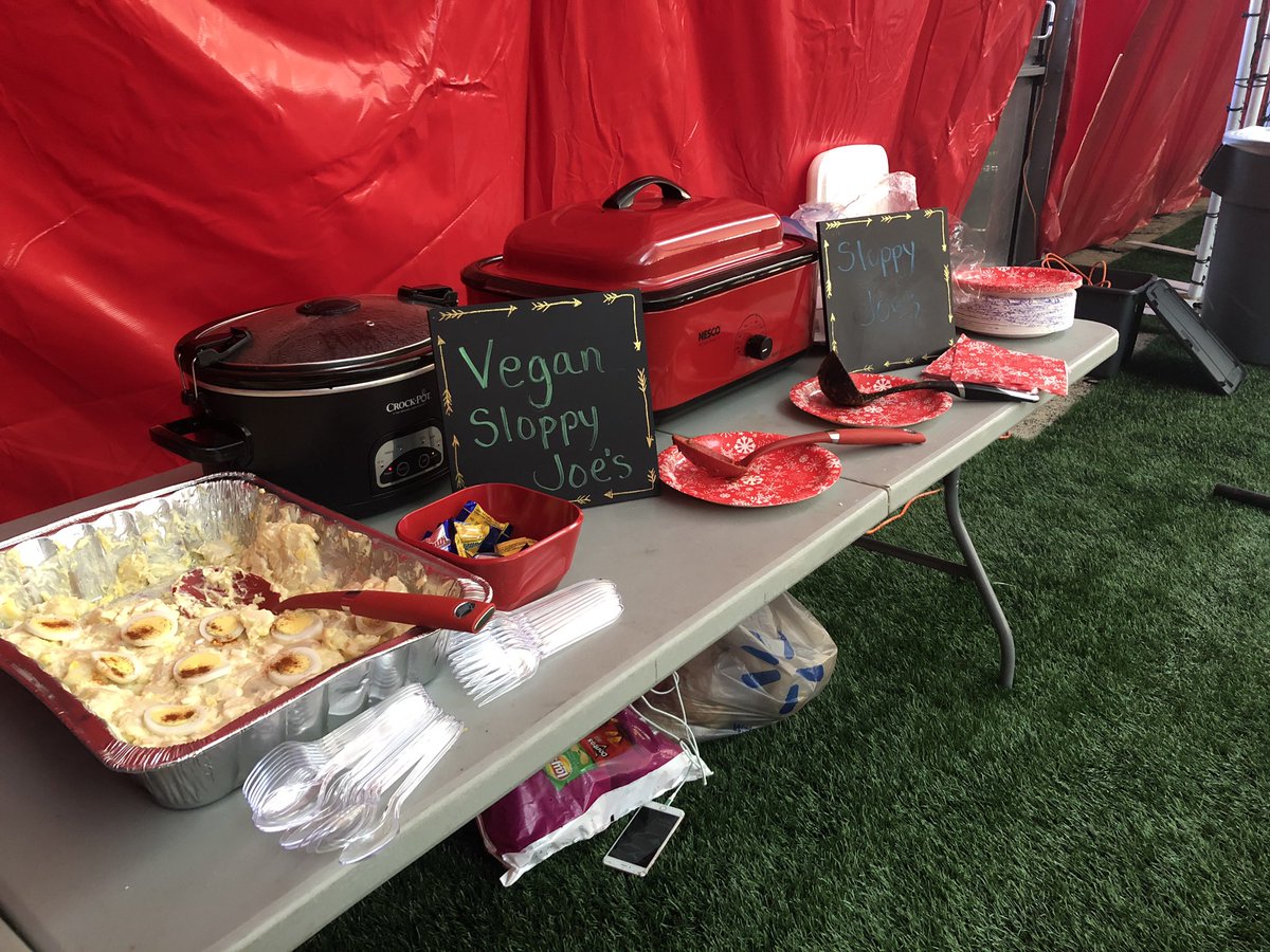 epscsoccer's tweet image. EPSC Girls College Showcase 9
Awarded “College Coach’s Choice”
Best Food Award, again.
#champions 
@JoeDeMay @DishesTrish 
#notdebatable