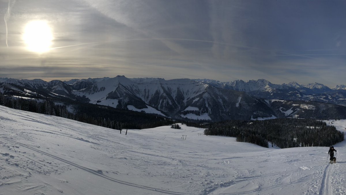 EGLDNinja's tweet photo. Skitour auf das Wieserhörndl #Skitour #SchneeIstCool #SnowIsCool #Gaissau https://t.co/s8cVmRipxj