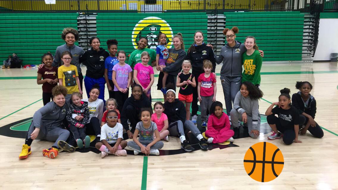 CoachBAMetcalf's tweet photo. PCGBB Varsity introducing Pirate Pals to The PC Way! #PCGBB #PCPiratePride #ServantLeadership #3DCoaching https://t.co/aS3cmCDqEK