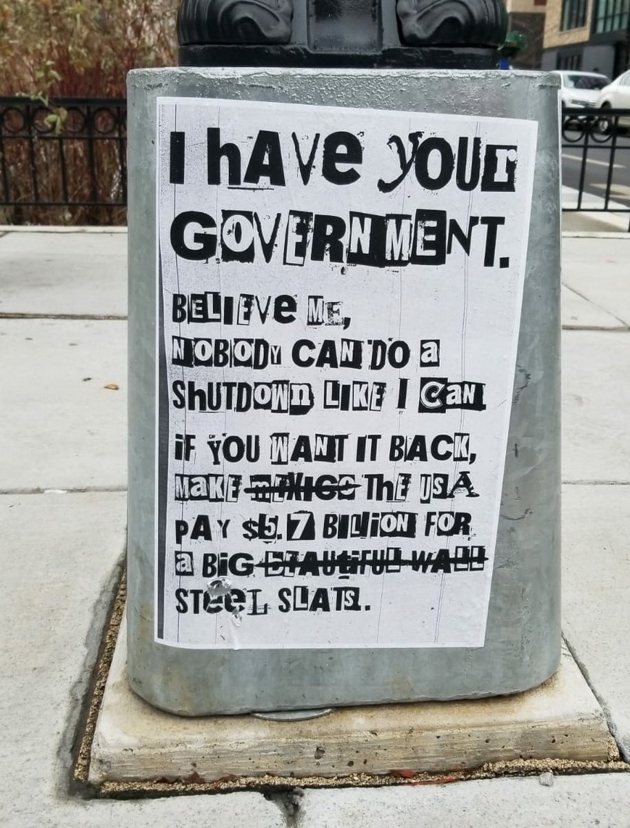 SandyU's tweet photo. #SeenInDC #GovernmentShutdown https://t.co/irW1PXivTD