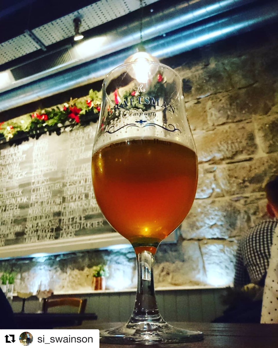 Craft beer and live music tonight from <a href="/oneladband/">OneLadBand</a> (plus the last night of our Christmas decorations which are still up 🙈)

#Repost @si_swainson with <a href="/get_repost/">Repost</a>
・・・