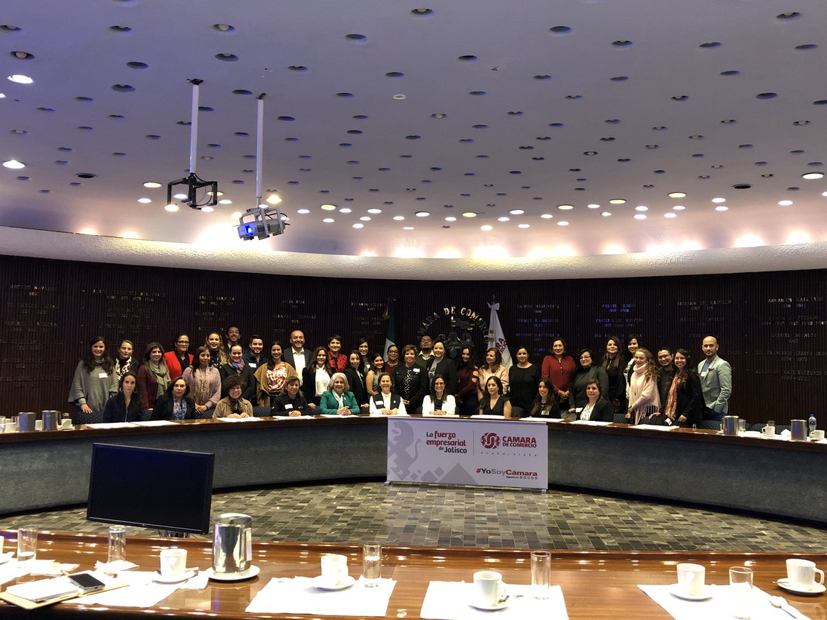 ALARPcapMexico's tweet photo. ¡Gracias por su participación!

Todo un éxito el taller:
“Impactando exitosamente a través de mi marca”

Nos vemos en las próximas actividades que #ALARPMéxico tiene para ustedes.

#Eventos #Protocolo #RelacionesPúblicas #Mx https://t.co/UjceGAvyZq