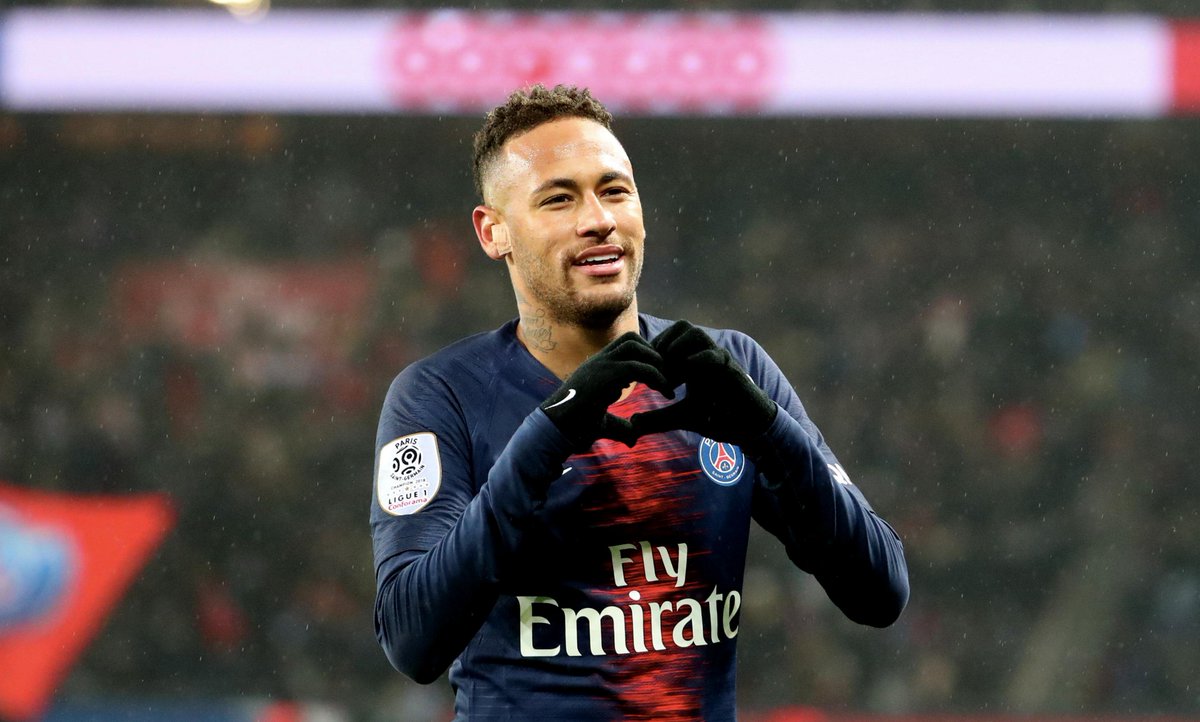 🇧🇷 Neymar in Ligue 1 for Paris:
⚽️3️⃣2️⃣
👕3️⃣3️⃣
@neymarjr = 🔥🔥🔥
#UCL