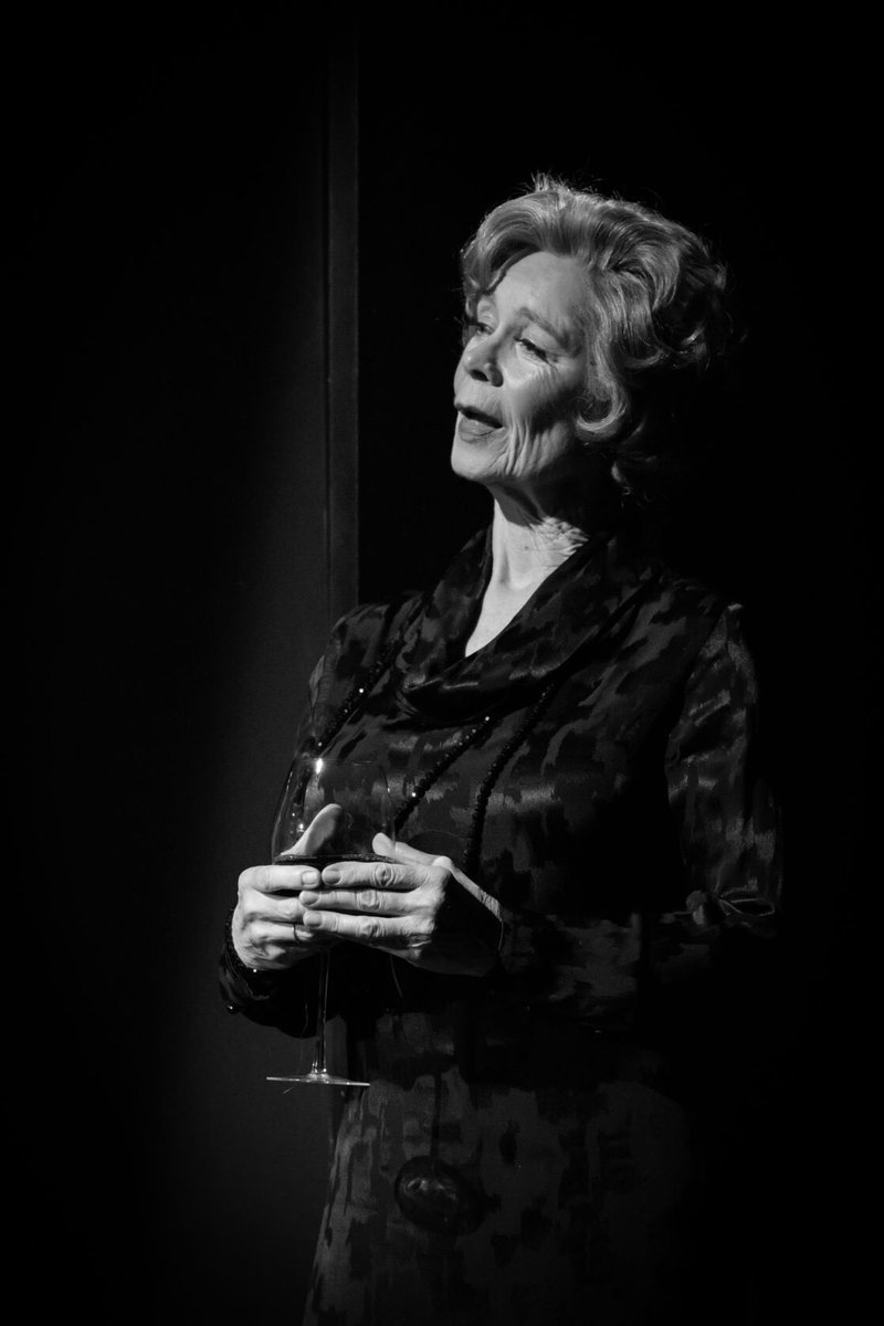 Love_CeliaImrie's tweet photo. A week today till I see Celia Imrie in #PinterSix
I honestly can’t wait to finally see this Queen on stage. 💚👑 https://t.co/MyJPXGtlW8