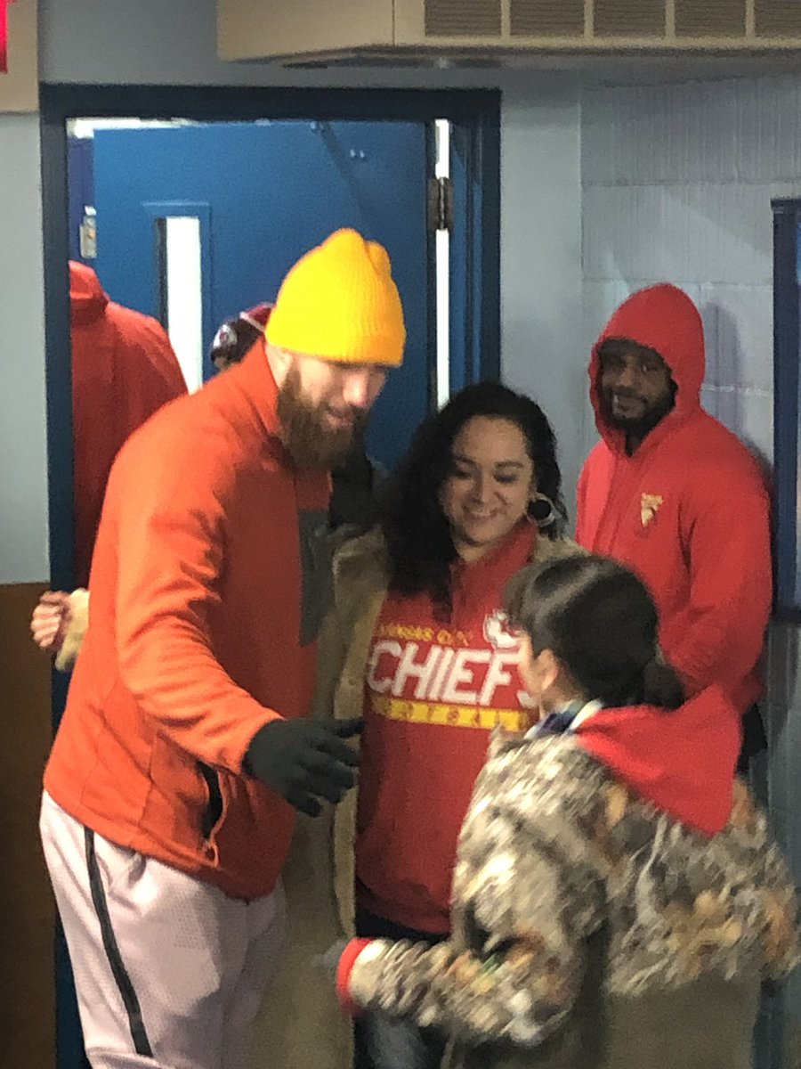 johnjespersen's tweet photo. Travis Kelce paid us a visit this afternoon @CrownCenter #IceTerrace. We wouldn’t let him skate, ha. A gracious and warm man. It was great to see him before tomorrow’s big game. https://t.co/T048WoM7Gf