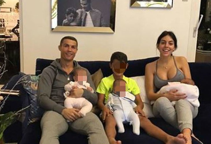 🎥 No te pierdas el tierno video que protagonizan Mateo y Martina, hijos de Cristiano Ronaldo 😍😍
https://bit.ly/2MnYvJW
#CristianoRonaldo #GeorginaRodríguez