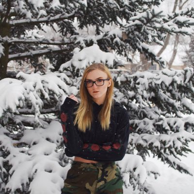 annikabschmitt's tweet photo. #NewProfilePic https://t.co/f8K57yNIk6