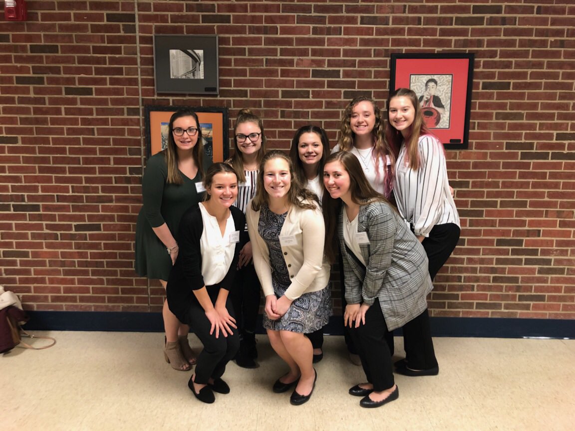 LSHSShorian's tweet photo. Nine @LakeShoreHOSA members competed at the Regional Competition at Fraser High School today. Five Dental students, Casey Sullivan, Claire Nichol, Ali Federlein, Brooke Pulice, Amber Beaudry, and one Medical student, Bentleigh Styes, qualified for States. #ShorianPride https://t.co/ZBQllffjTf