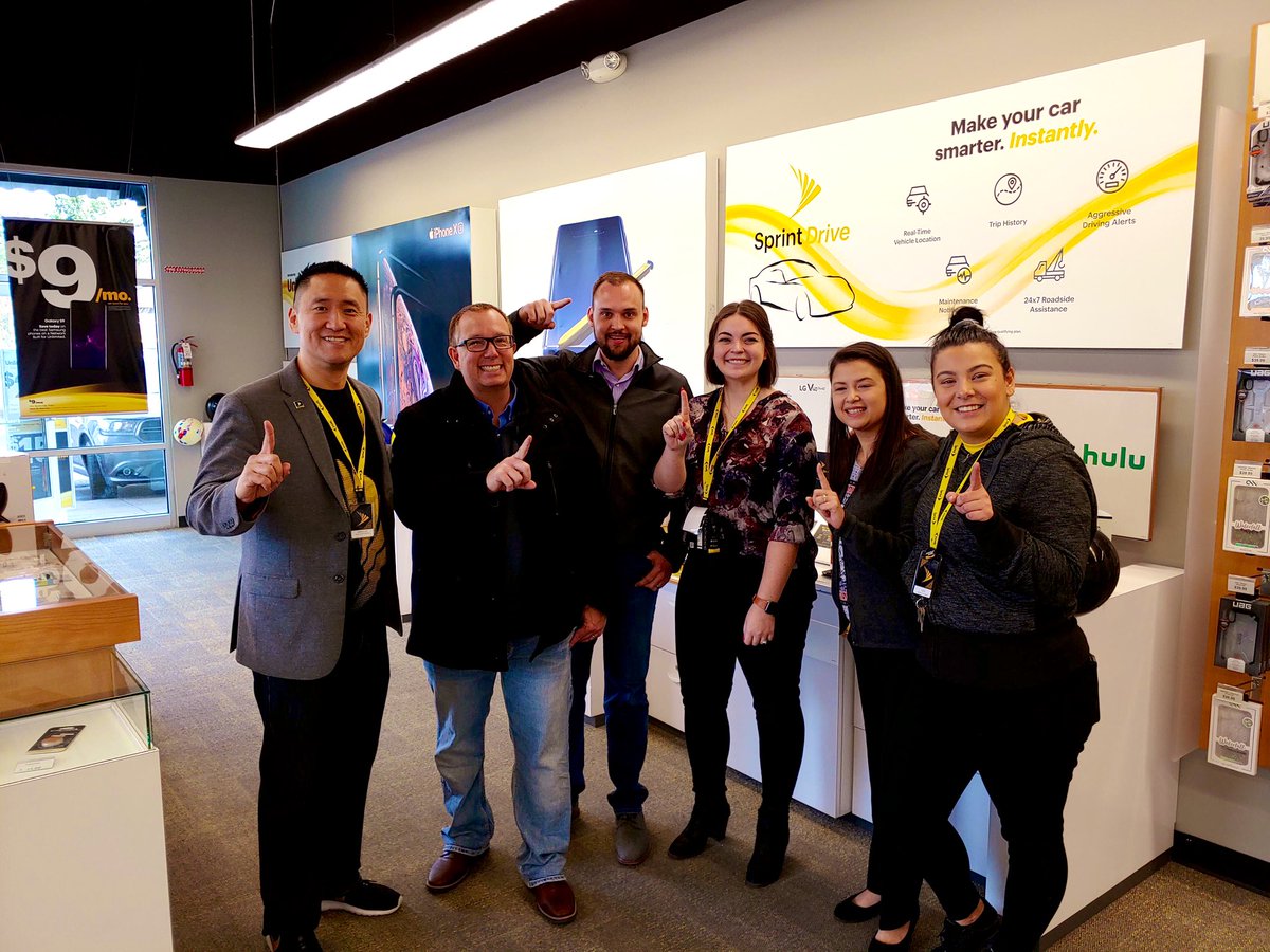 JamesLeeWW's tweet photo. 🌡  #Thermometer #SSS ready w/Store manager Caylee &amp; Joseph #FireInTheBelly #GrowthMindset w/the #XChart 👍👍

🗣 Rick Westerdale #AccountExecutive follow him:

@RickWesterdale https://t.co/sez693HpwZ