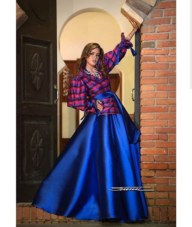 enferiate's tweet photo. Ella es Guadalupe Roa, candidata oficial a Reina de la #Fiss2019
Cuenta con 20 años y es estudiante del 7mo semestre de Contaduría Pública.
.
.
¿Es ella tu favorita?👑
.
#Enferiate #Feria #Fiss #SanCristobal #Tachira #Venezuela #QueriendoLoNuestro https://t.co/HFZSttEUkz https://t.co/KVdfZ03wcO