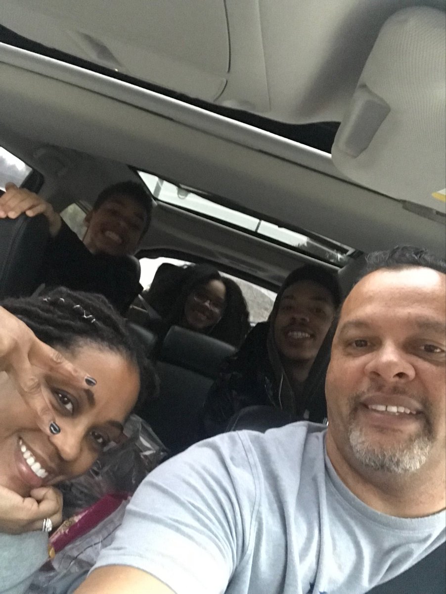 oleskool74's tweet photo. #FamilySki Trip #Youshouldhave beenhere https://t.co/9kbqj64AwN
