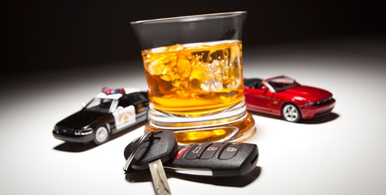 tvprp's tweet photo. Thanks to the member of public that called in a drink driver last night in #middletonstoney #bicester driver failed the roadside breath test 120/100ml! #TCCshift #roomforone https://t.co/3VS1ADAgXZ
