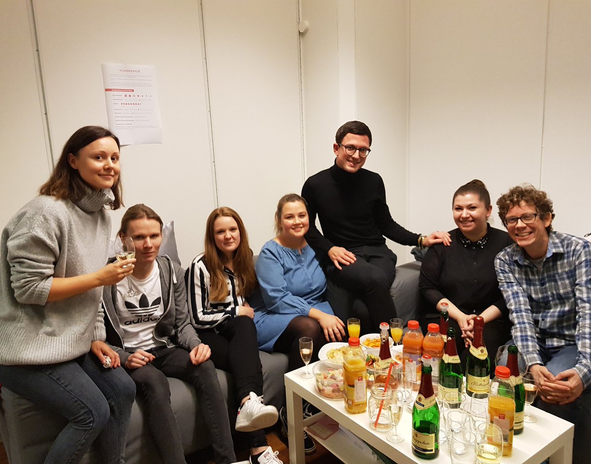 OliverStangl's tweet photo. DANKE FÜR ALLES ❤ 

#4jahre #Goodbye #intouch #bauerverlag #eswarschoen https://t.co/0M4YLIfv5A
