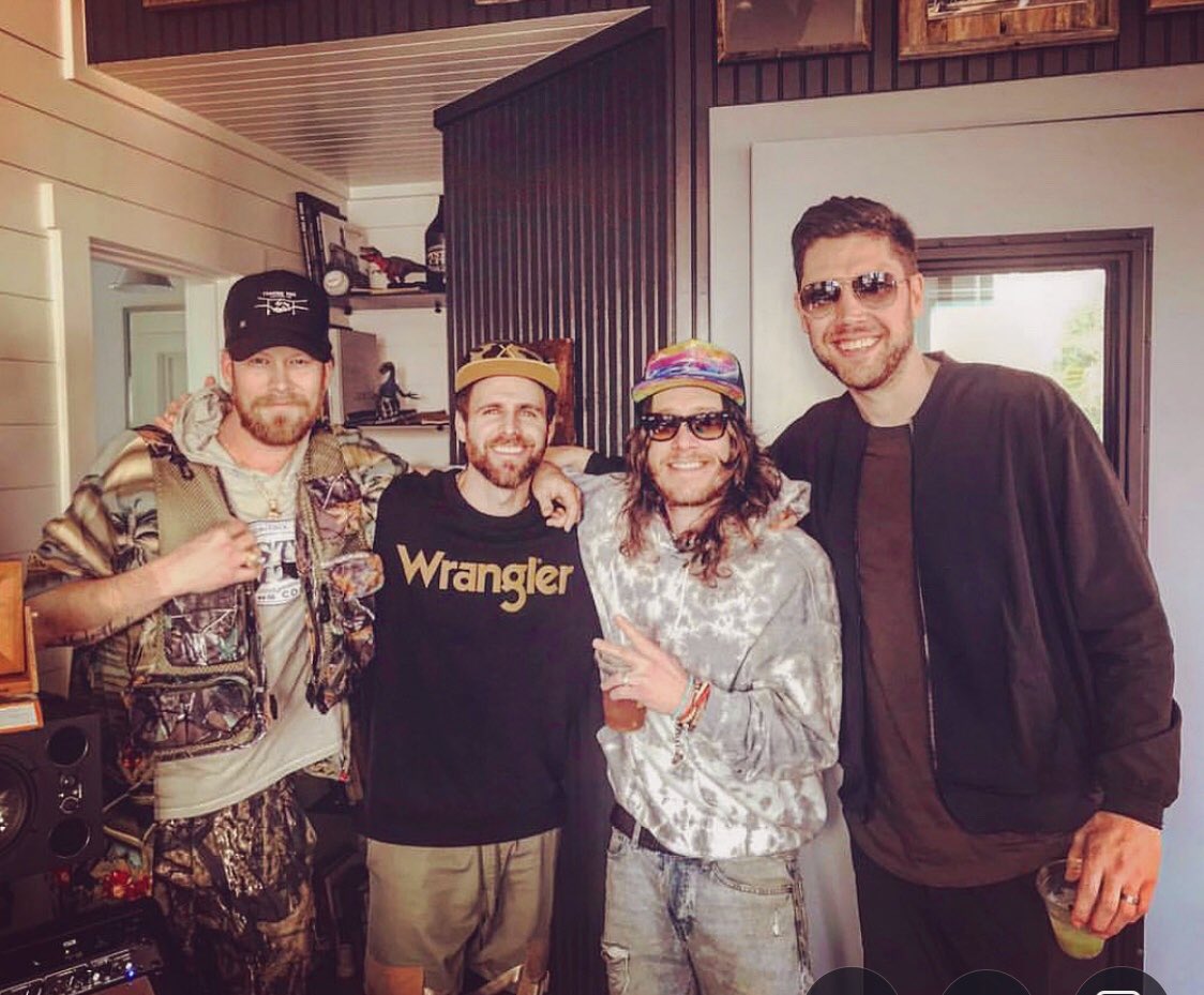 Get Canaan Smith On Twitter Some Of The Fine Gentlemen I Get To For Android Get Wallpaper Canaan Smith On Twitter Some Of The Fine Gentlemen I Get To HD