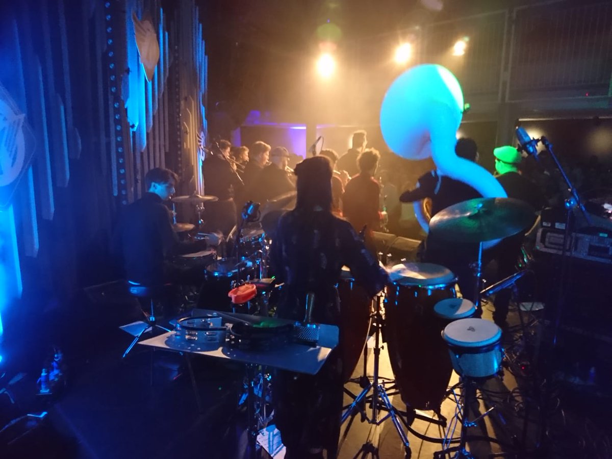 nposouljazz's tweet photo. Valvetronic Brassband in the house! @esns 🥁🎷🎺 https://t.co/oo76QdgSGb