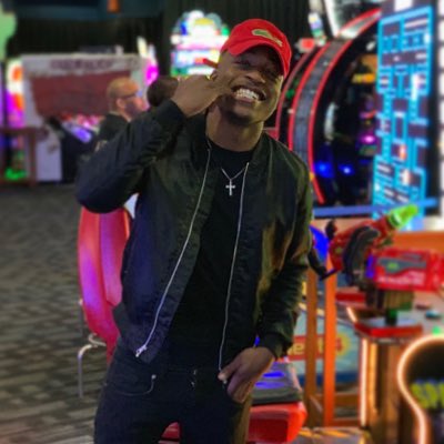 Dom tweet media
