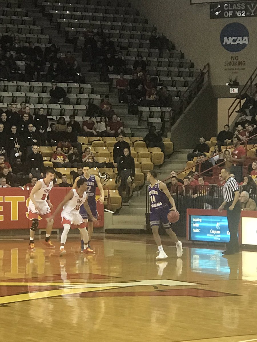 Mmgaskin8's tweet photo. The boys got to watch their first live college basketball game and we got to see @kamg1bson play! Such a great day! #kingconor #colinmatthew #conorwasREALLYintothepopcorn #kamhad20 #ushistoryforlife https://t.co/TQdGT4rpmu
