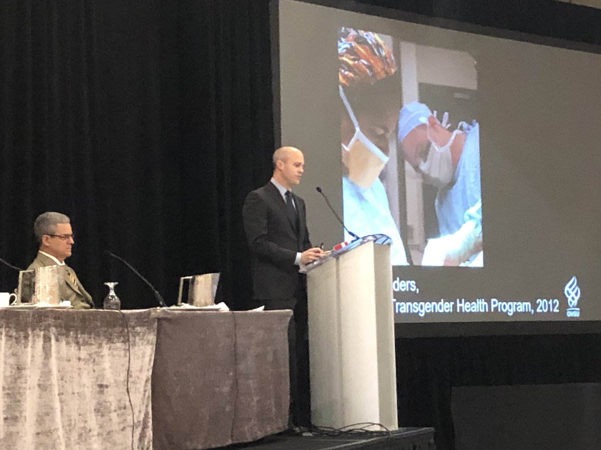 YooniAnn's tweet photo. Paul Peters Urology Symposium welcomes Dr. Daniel Dugi! #UTSWUrology #GURS #reconstruction #genderaffirmingsurgery https://t.co/AR1tZ9HRfE