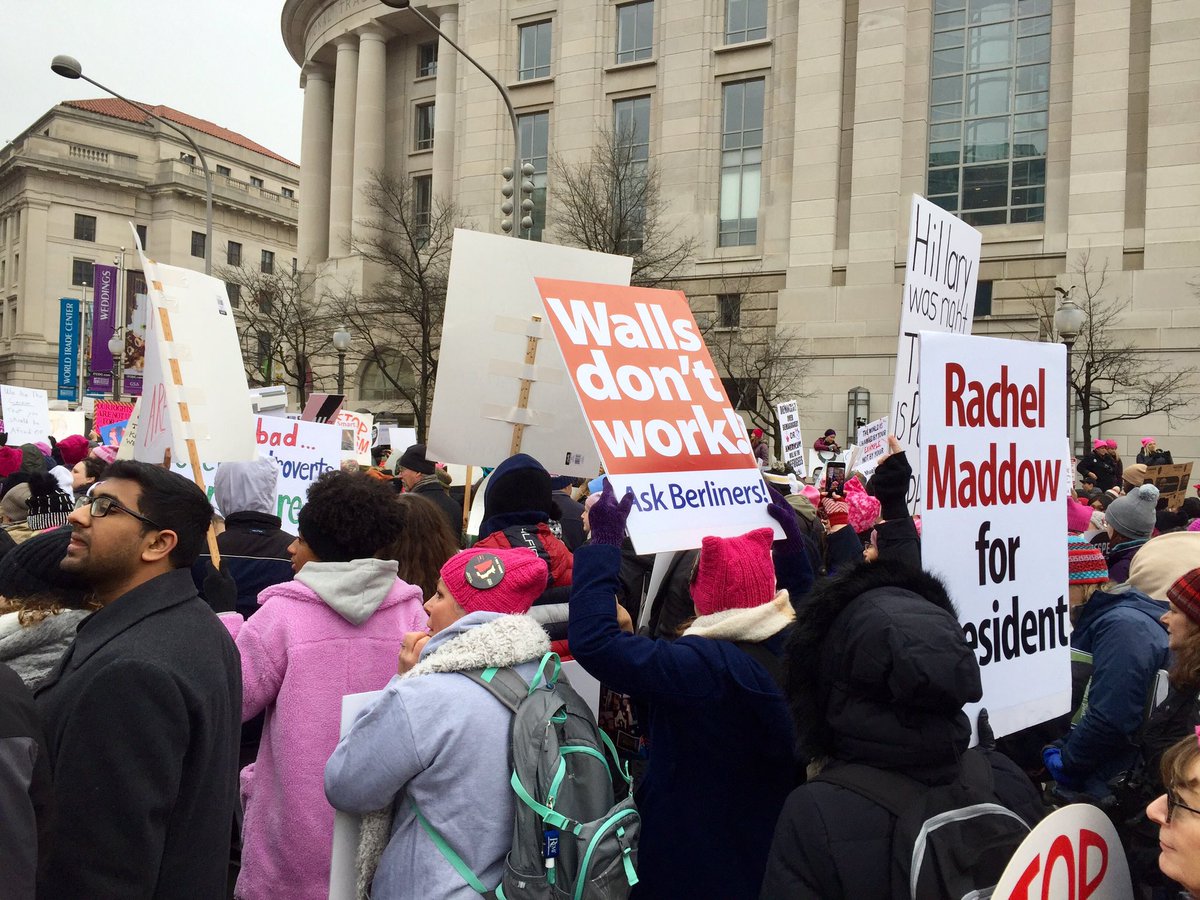 mariandy's tweet photo. Walls don’t work #WomensMarch2019 #WOMENSMARCHDC #WomensWave https://t.co/dwFDdBSPw4