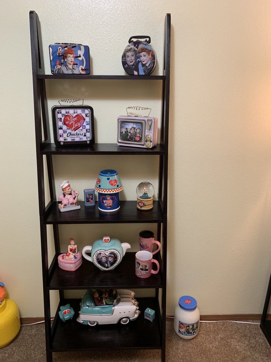 darrensays's tweet photo. Unpacked some of the #LucilleBall collection finally in Arkansas! Long over due. Surround yourself with things that make you happy! @KateLConner @LucyDesiMuseum @realluciearnaz @ILoveLucyPage @ILoveLucyIsLife https://t.co/ZUDEWLgEQ7
