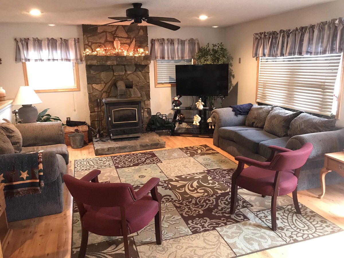 sudproCleaning's tweet photo. Vacation home cleaning in Towamensing Trails, Albrightsville, PA.

#vacationhomecleaning #vacationhome #vacationrental #cleaning #cleaner #albrightsville #towamensingtrails #poconos #poconosmountains #pocono #poconomountains #sudpro #sudprocleaning https://t.co/Ftf2gspAfu