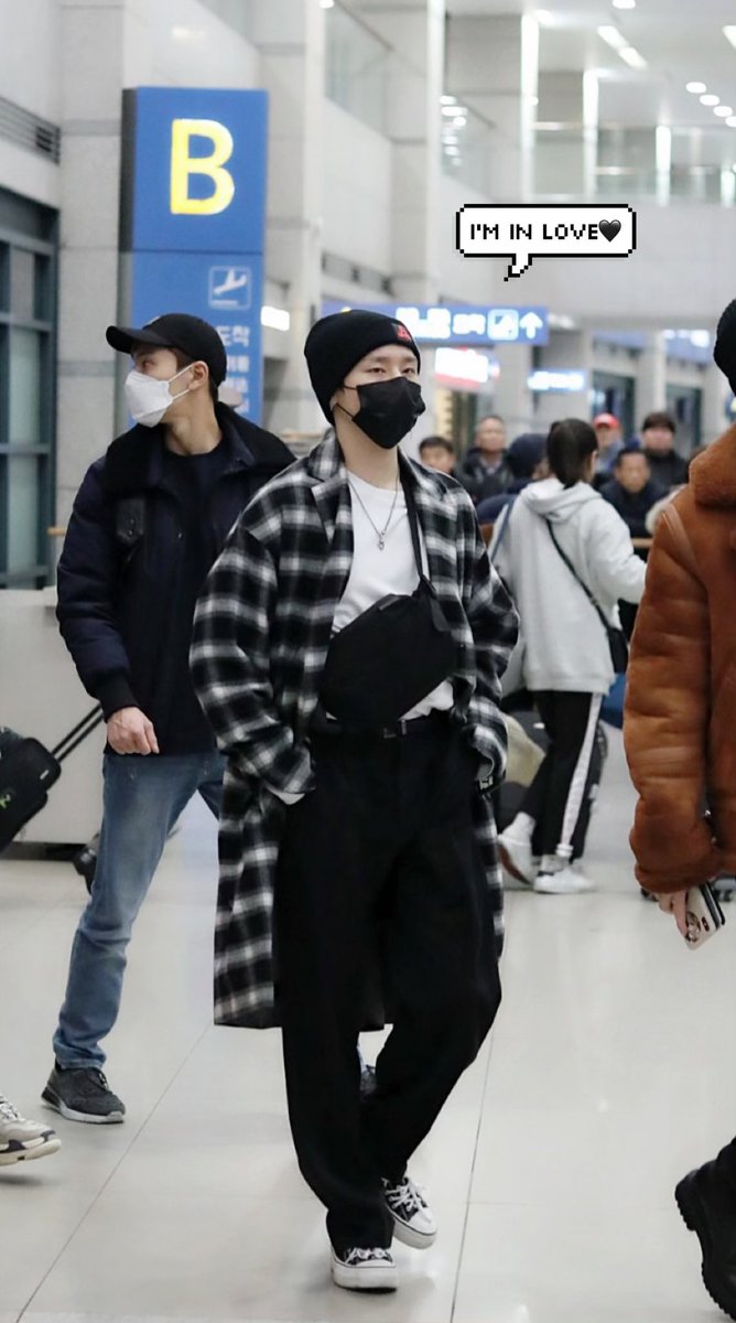 IM0126com's tweet photo. 190120 몬스타엑스 아이엠 - 입국

@OfficialMonstaX 
#몬스타엑스 #아이엠 #MONSTAX #MONSTA_X #IM #임창균 #창균 #꾸꿍 https://t.co/O3e2pm2NvE