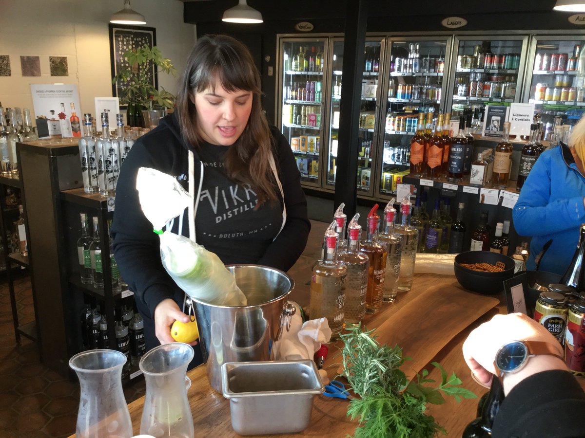 OmbiMN's tweet photo. Our second round of tasters are here now! @Number12cider @Vikredistillery and @FairStateCoop They will be here until 7 pm! #CraftDefined @OmbiMN https://t.co/K1C7gkNdPa