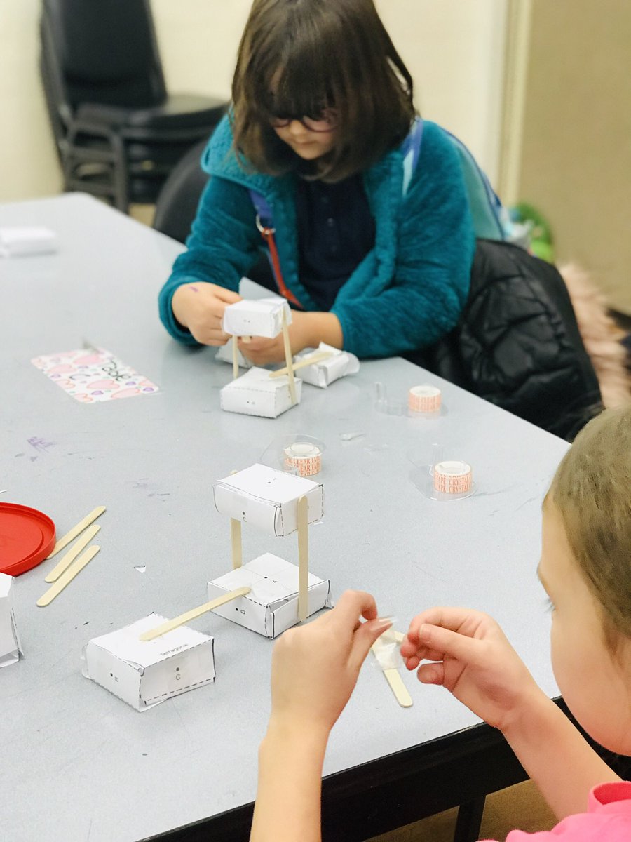 experentiadocet's tweet image. My K-2 Architectural Engineers used paper folding techniques and created 3D geometric shapes to Engineer their own structures. Also, some of our creative engineers used pattern blocks to form new shapes! #Engineering4All #Mathematics