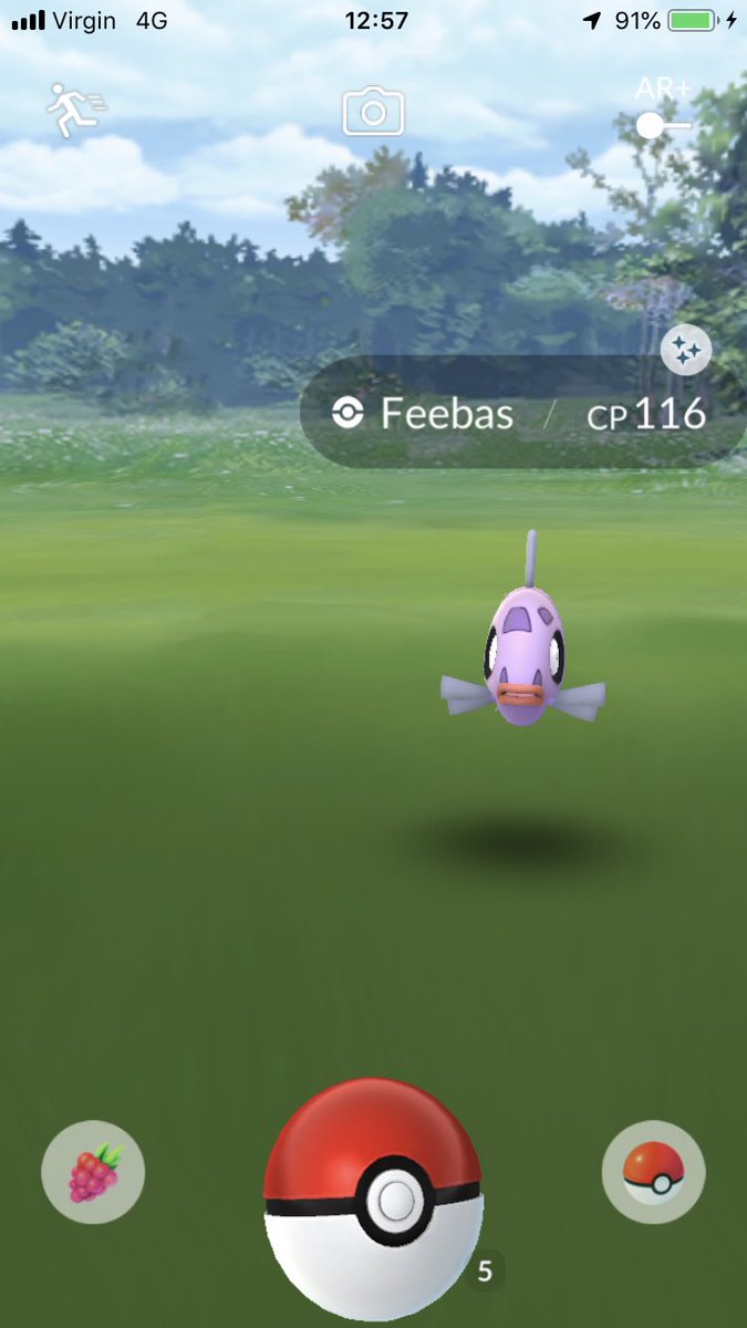 WatfordPogo's tweet photo. #FeebasDay today in #PokemonGo. Managed to get my 2nd #Shiny #Zigzagoon before 10am. My 1st #ShinyGroudon🤩 and on my 45th Feebas Quest, a Shiny! 3 mins before the end of the event😳 #Feebas #Pogo #FeebasResearch #ShinyHunt https://t.co/YjfA6deG8B