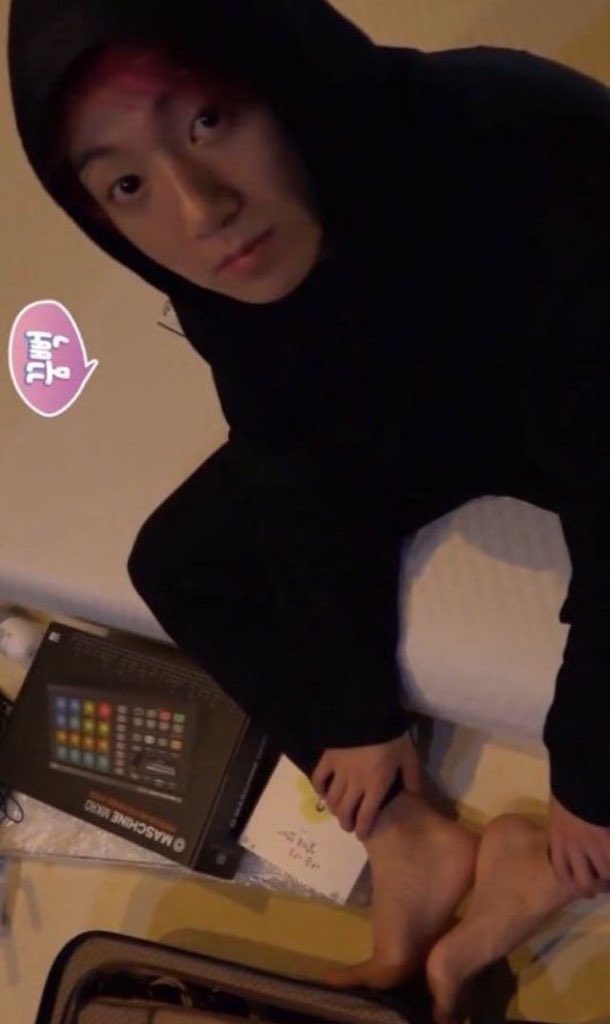 jungkook in his little sandals pls he’s so cute