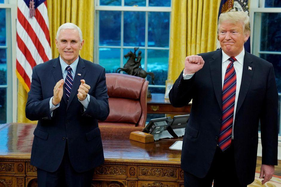 Donald Trump tente de sortir de l'impasse du "Shutdown" mais veut toujours ériger le mur https://www.parismatch.com/Actu/International/Donald-Trump-tente-de-sortir-de-l-impasse-du-Shutdown-mais-veut-toujours-eriger-le-mur-1600541#utm_term=Autofeed&utm_medium=Social&xtor=CS2-14&utm_source=Twitter&Echobox=1547939030 …