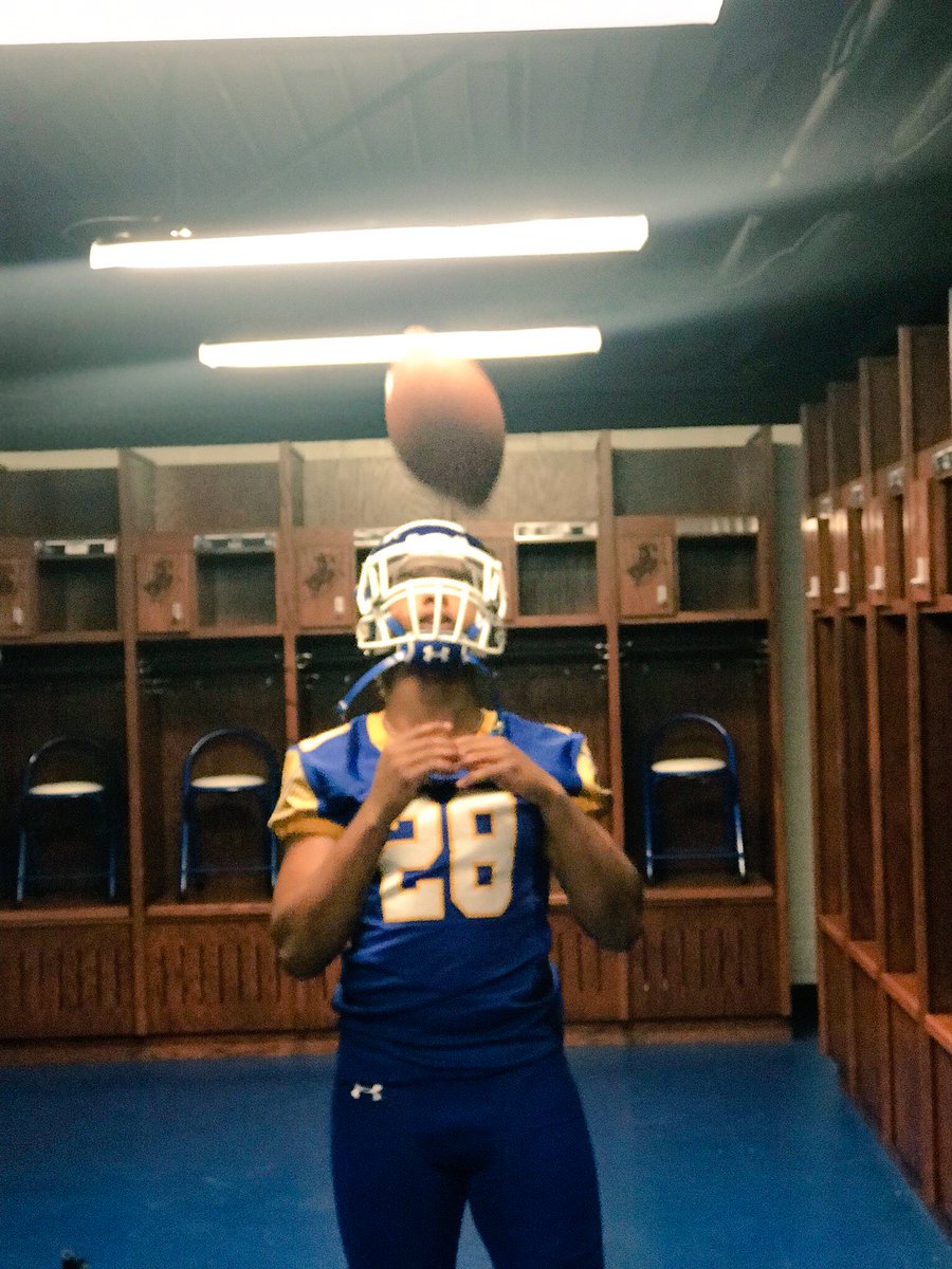 Omaricbattles28's tweet photo. The Wait is finally over I’ve found a Home 🤩🤣 #LetsRide🐴 1000% committed @CoachDougSmith_ @OlineCoachBC @coach_hallmark @TyroneDThompson @MicahD5758 https://t.co/JhiIG9HG6z