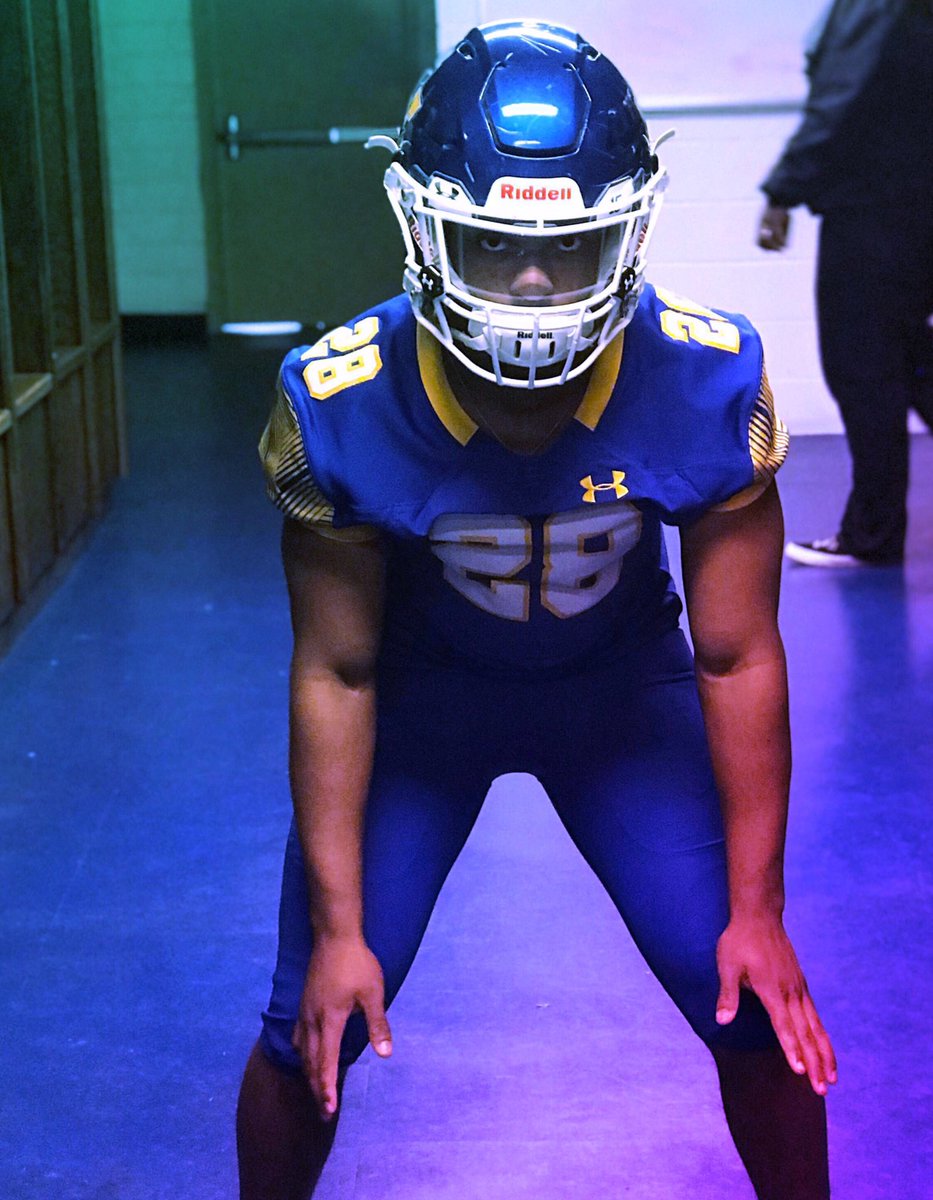 Omaricbattles28's tweet photo. The Wait is finally over I’ve found a Home 🤩🤣 #LetsRide🐴 1000% committed @CoachDougSmith_ @OlineCoachBC @coach_hallmark @TyroneDThompson @MicahD5758 https://t.co/JhiIG9HG6z