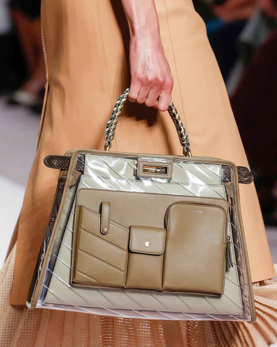 sindivanzyl's tweet photo. The #Fendi Peekaboo with utility pockets 😍😍😍 #ILoveBags https://t.co/xYjC7QxQsk
